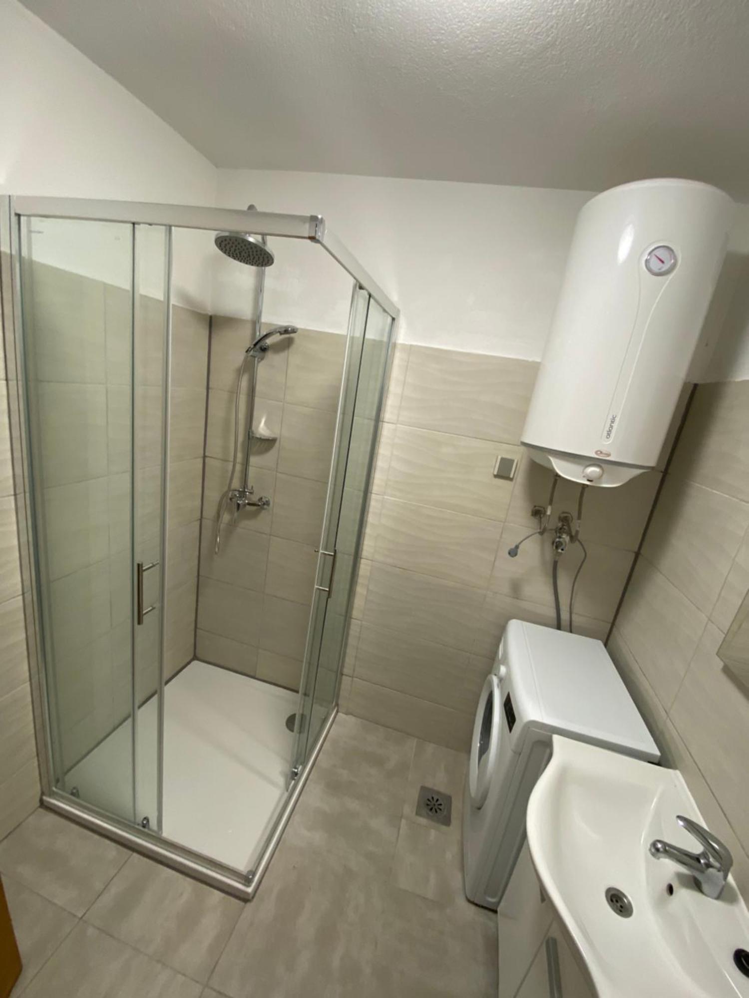 Apartman Valentic Vinkovci Zewnętrze zdjęcie