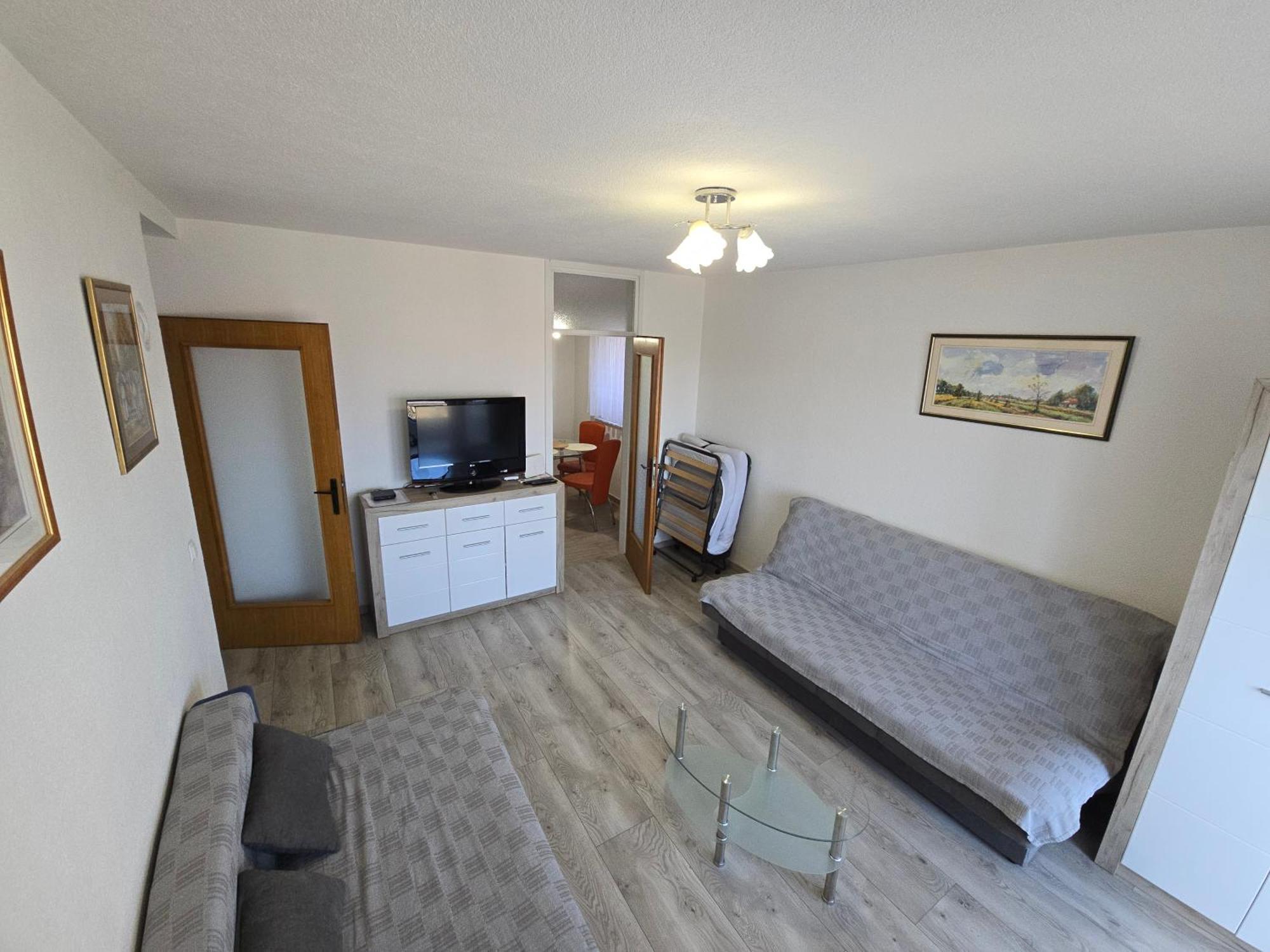 Apartman Valentic Vinkovci Zewnętrze zdjęcie